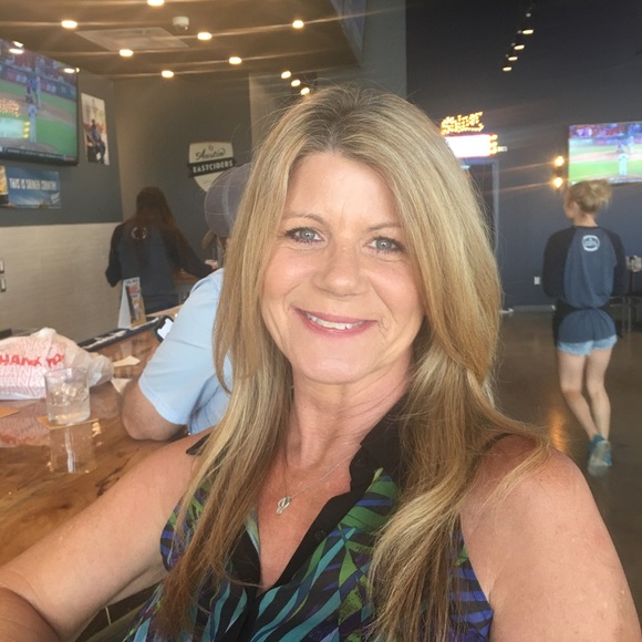 Meet your Posher, Judy - Picture 1 of 1